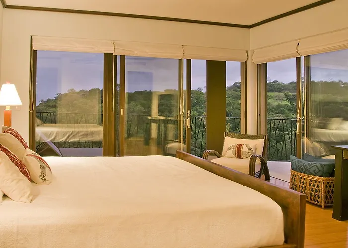 Papagayo Luxury Hotel