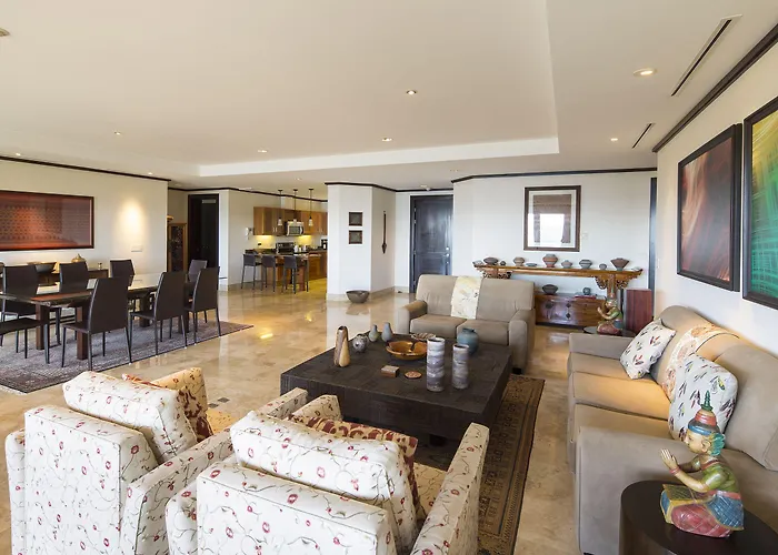 Papagayo Luxury