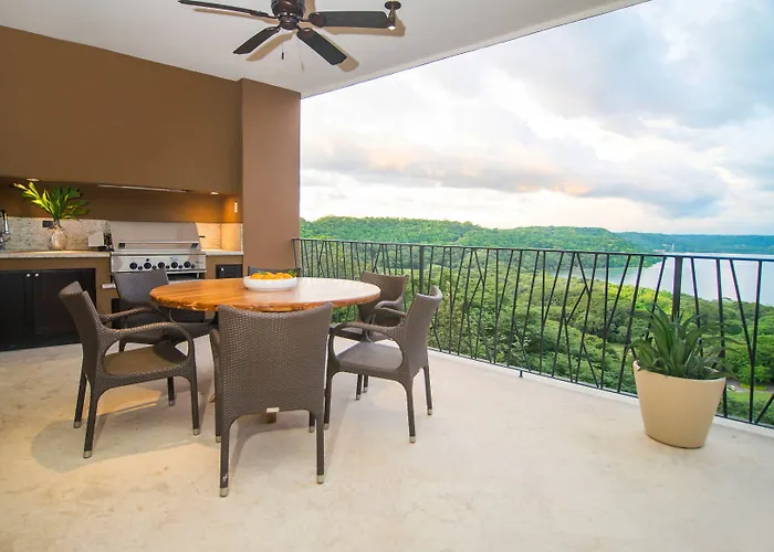 Papagayo Luxury Hotel