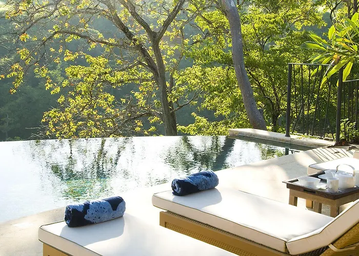 Papagayo Luxury Hotel 4*